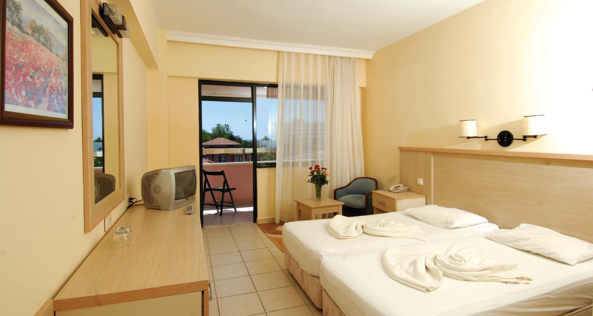 Sural Garden Hotel Side Exterior foto
