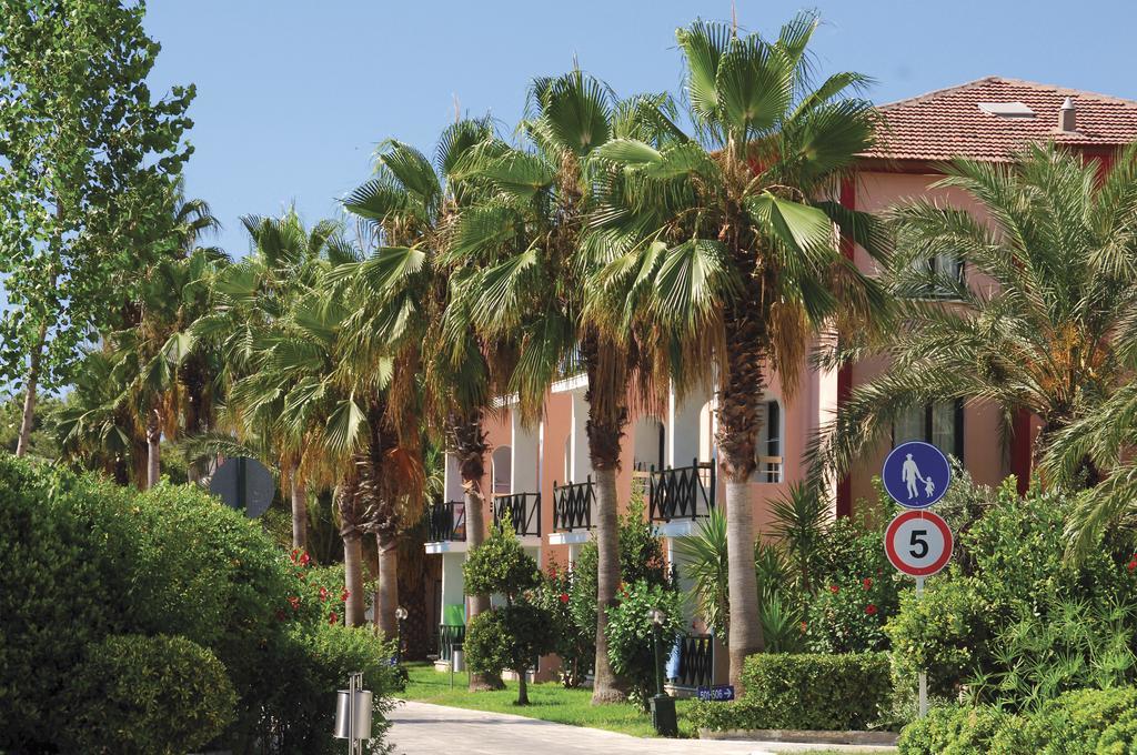 Sural Garden Hotel Side Exterior foto