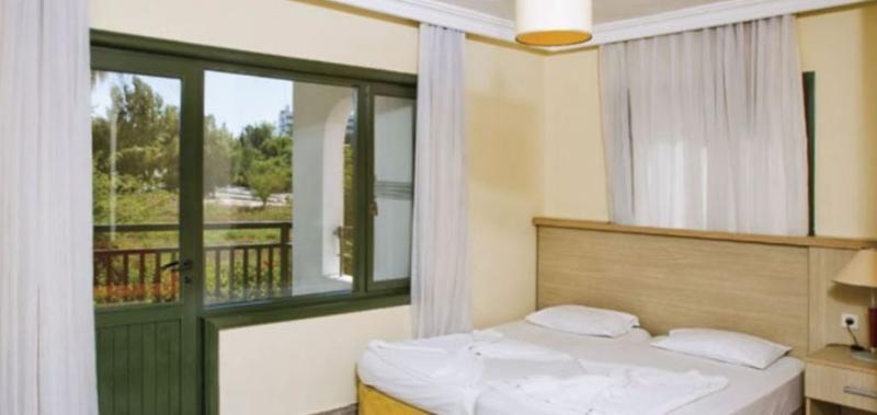 Sural Garden Hotel Side Exterior foto
