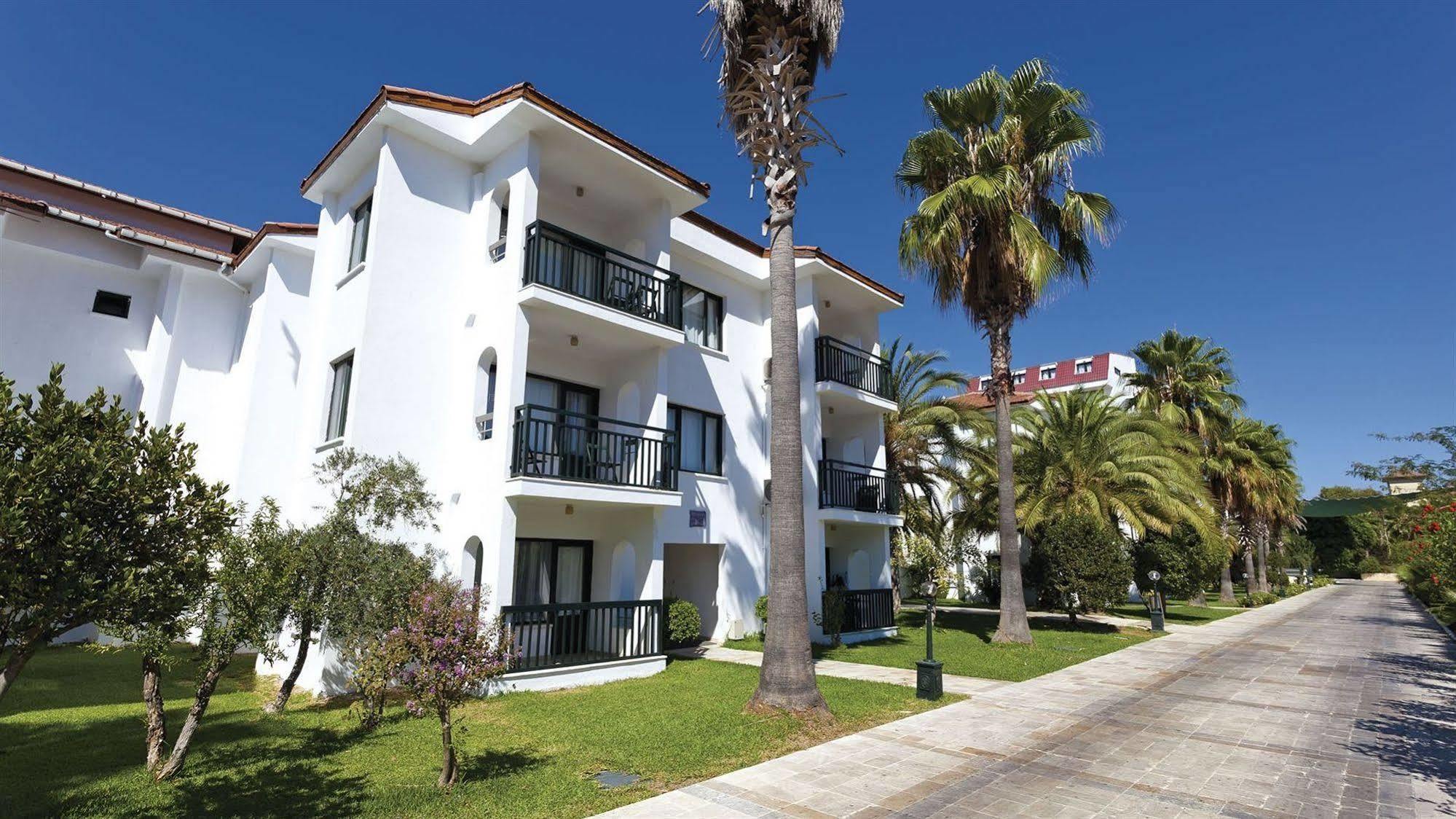 Sural Garden Hotel Side Exterior foto
